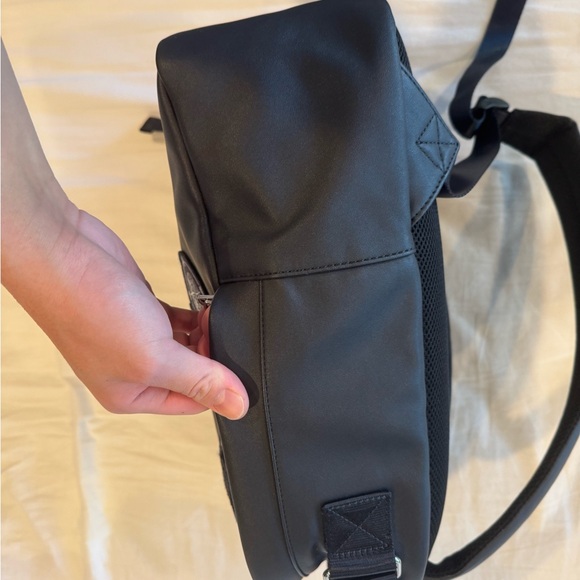 Armani exchange backpack - Picture 11 of 16